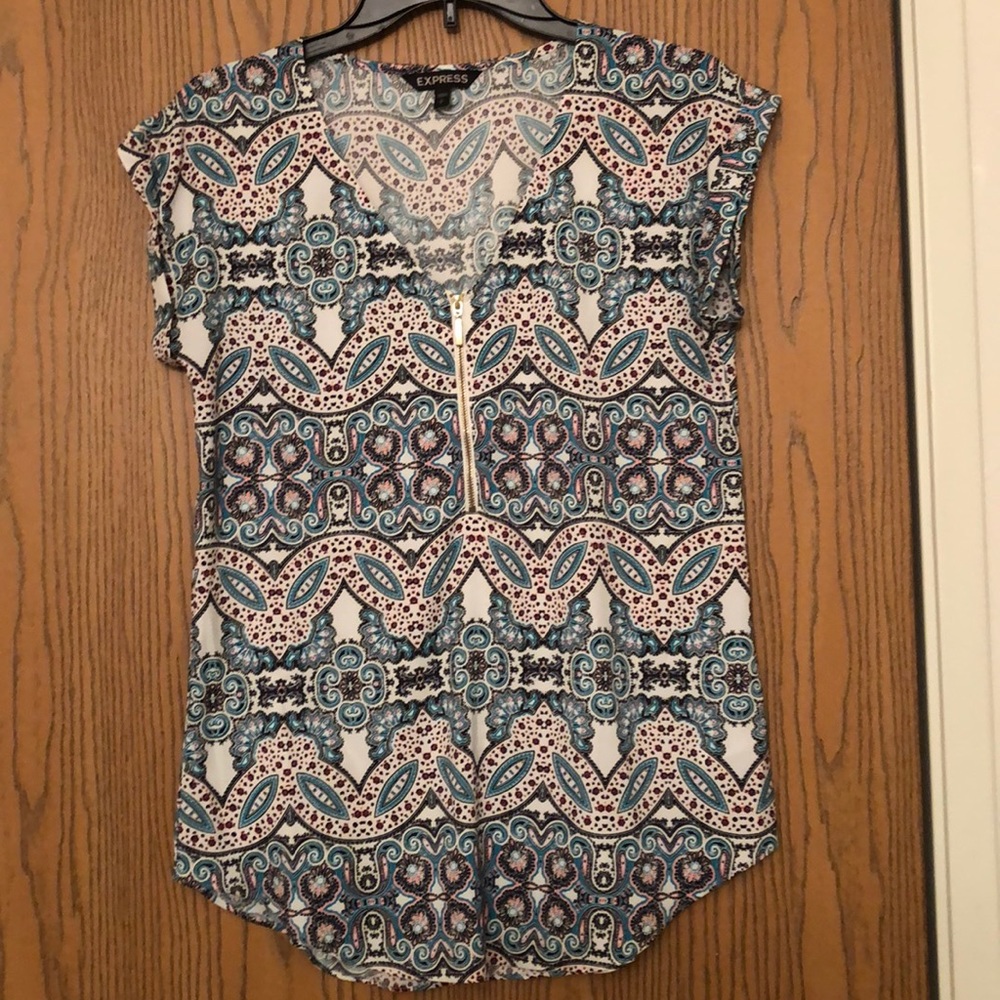 Express short sleeve blouse